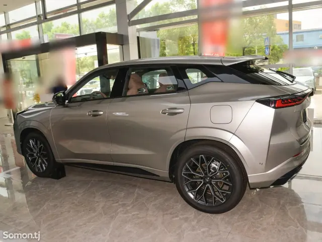 Changan UNI-V 2025 · 1.5 AT