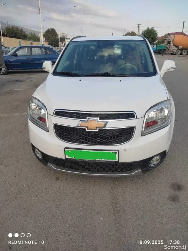 Chevrolet Orlando 2015 · 2.0 AT