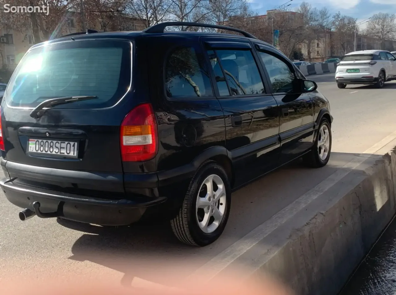 Opel Zafira 2002 · 1.8 AT