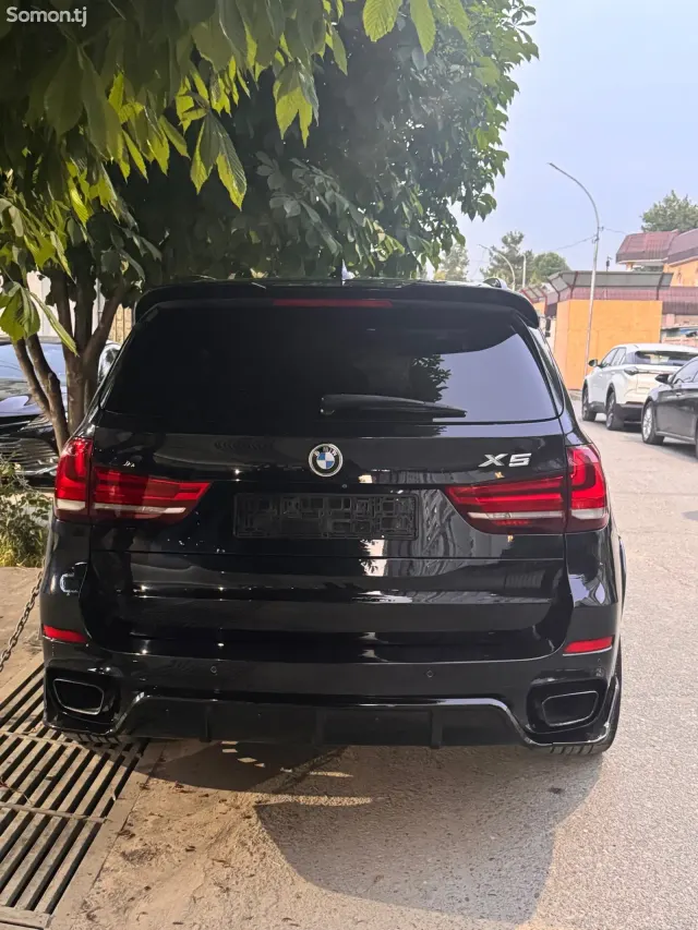 BMW X5 2016 · 4.0 AT