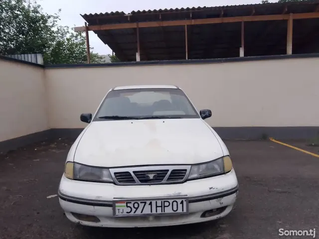 Daewoo Nexia 1994 · 1.6 MT
