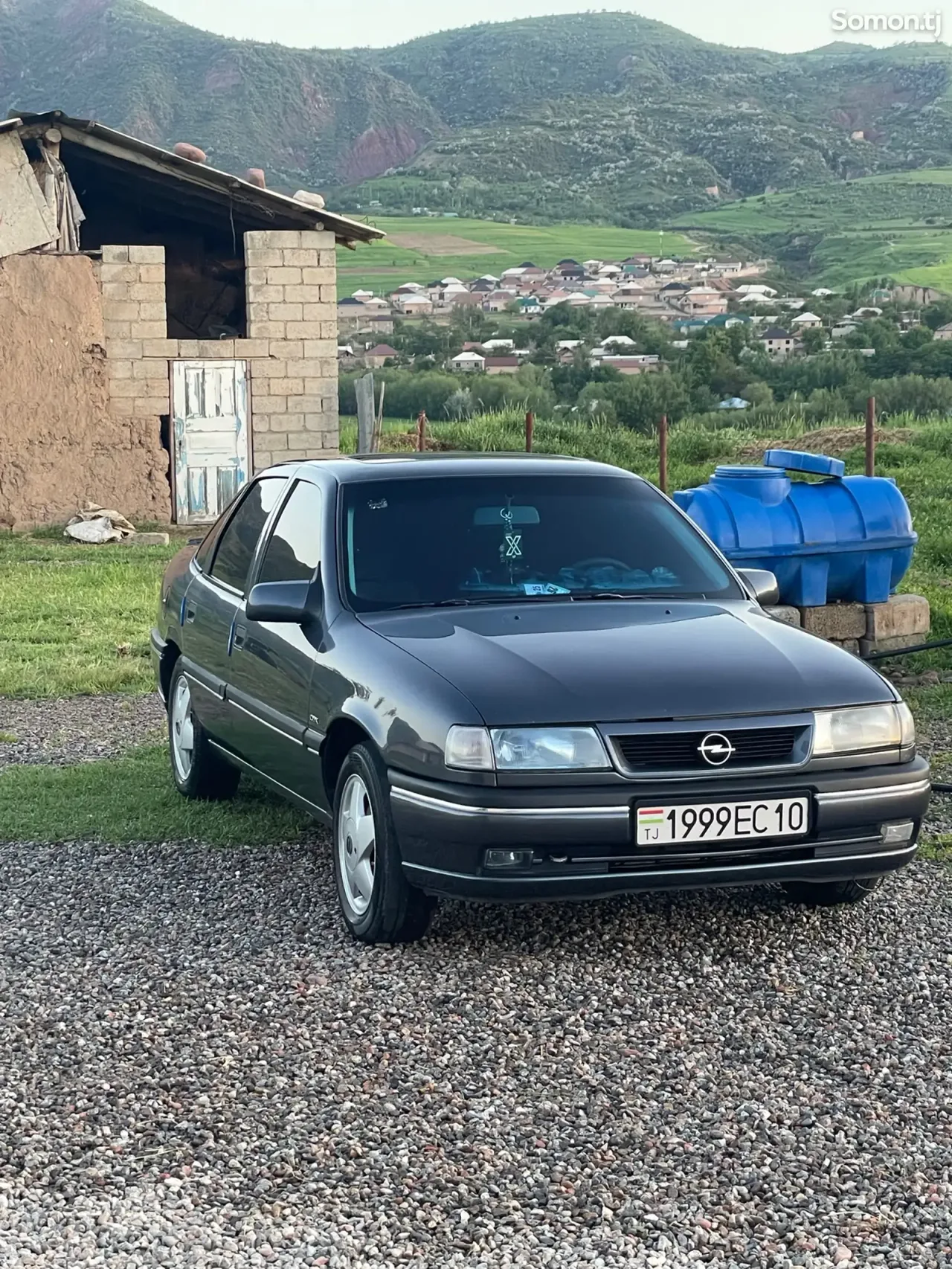 Opel Vectra A 1995 · 1.8 MT