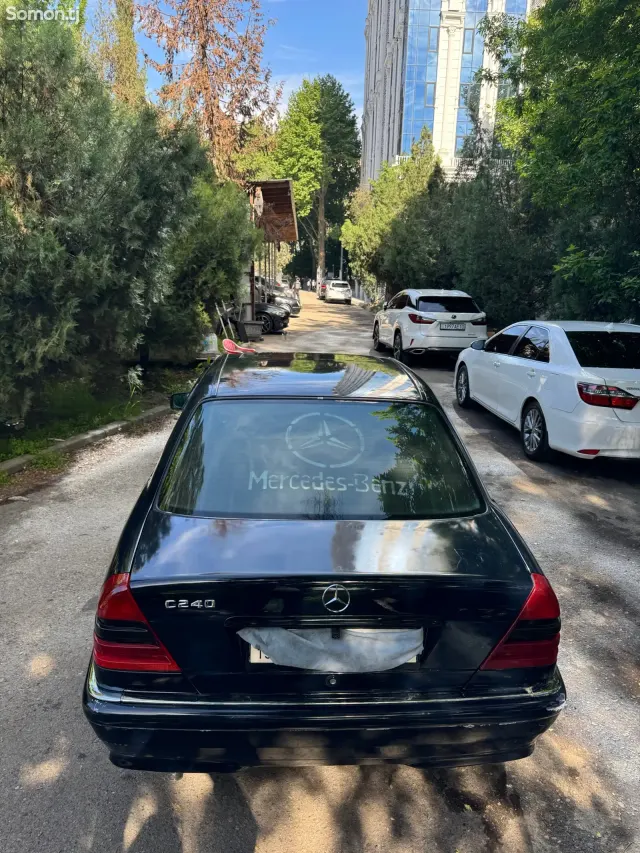 Mercedes-Benz C class 1996 · 2.0 MT
