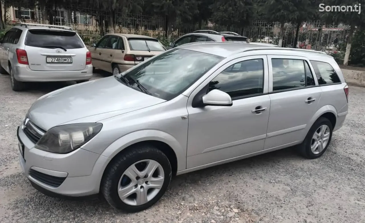Opel Astra H 2006 · 1.8 MT