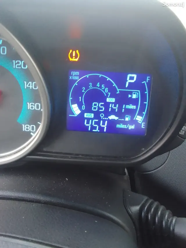 Chevrolet Spark 2015 · 1.1 AT