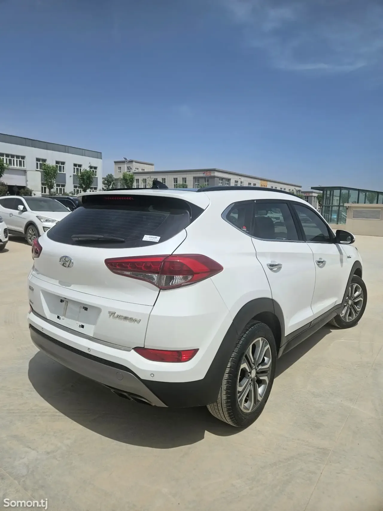 Hyundai Tucson 2016 · 1.6 AT