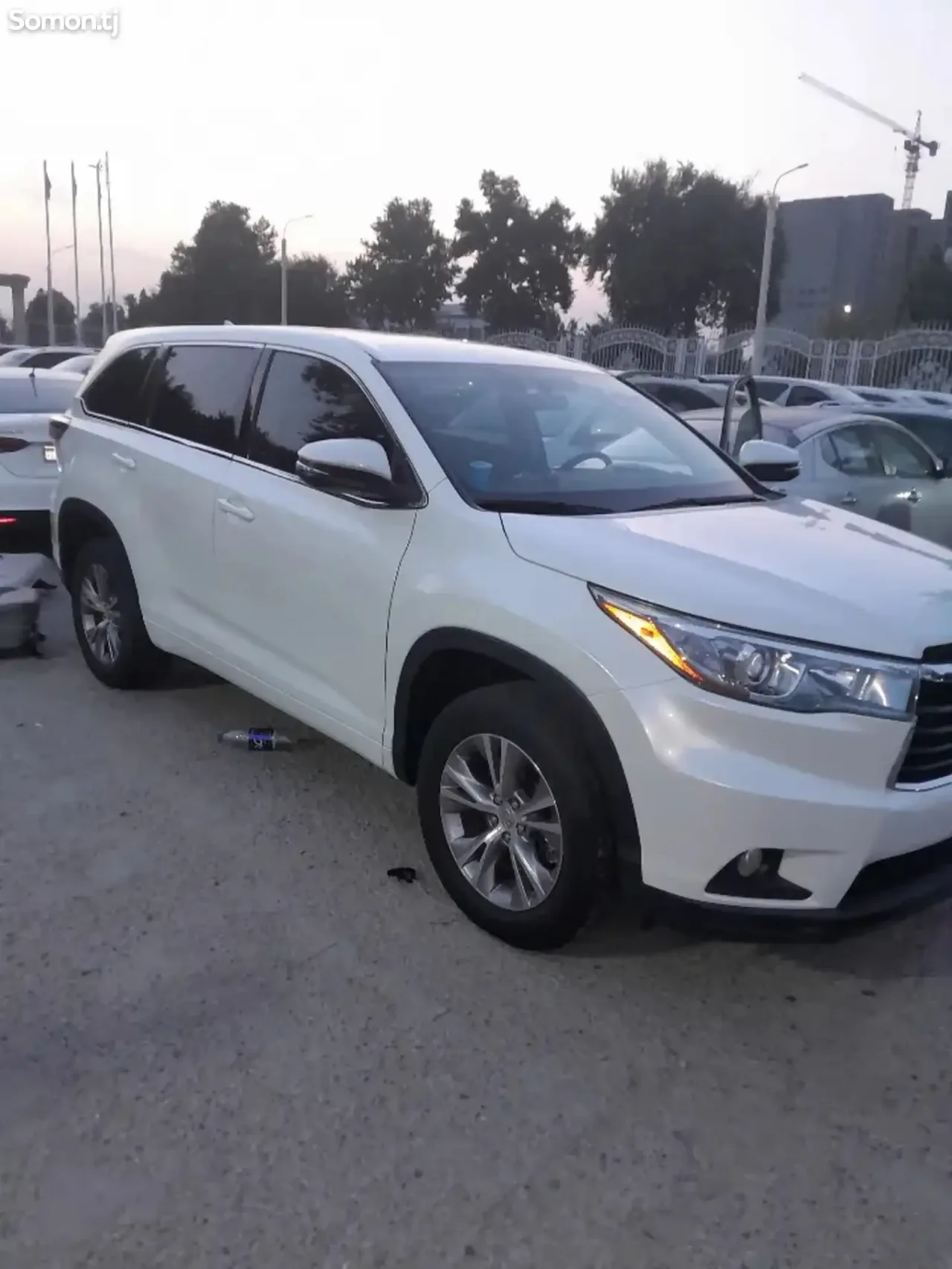 Toyota Highlander 2016 · 3.5 AT