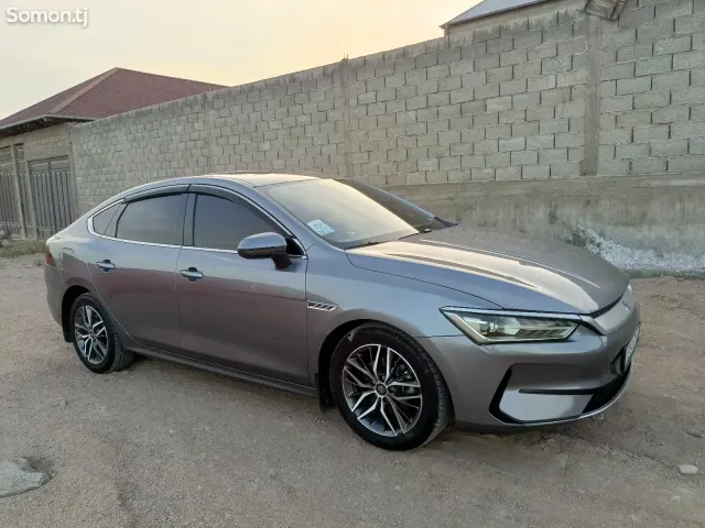 BYD Qin Plus 2022 · AT