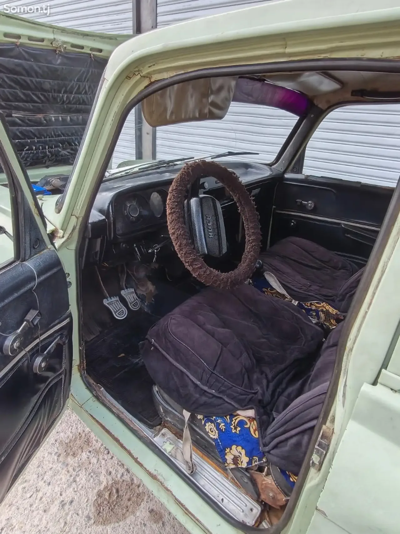 Москвич 2137 1985 · 1.6 MT