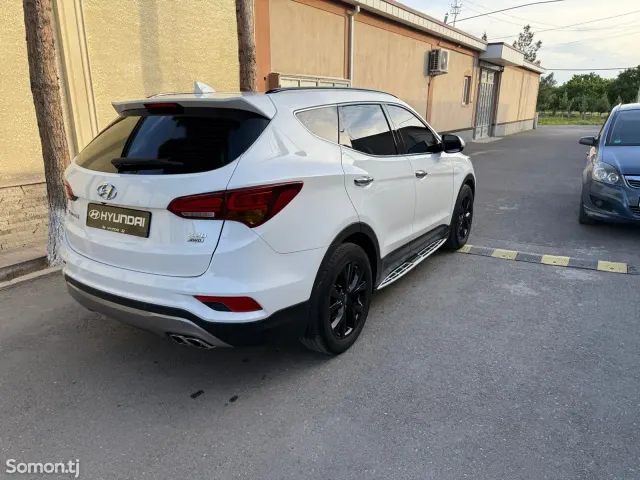 Hyundai Santa Fe 2015 · 2.2 AT