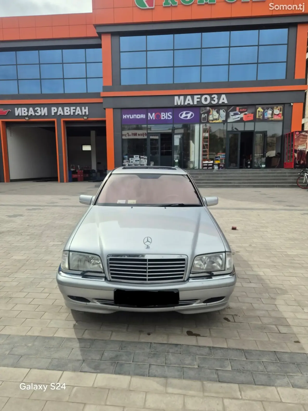 Mercedes-Benz C class 2000 · 2.4 AT