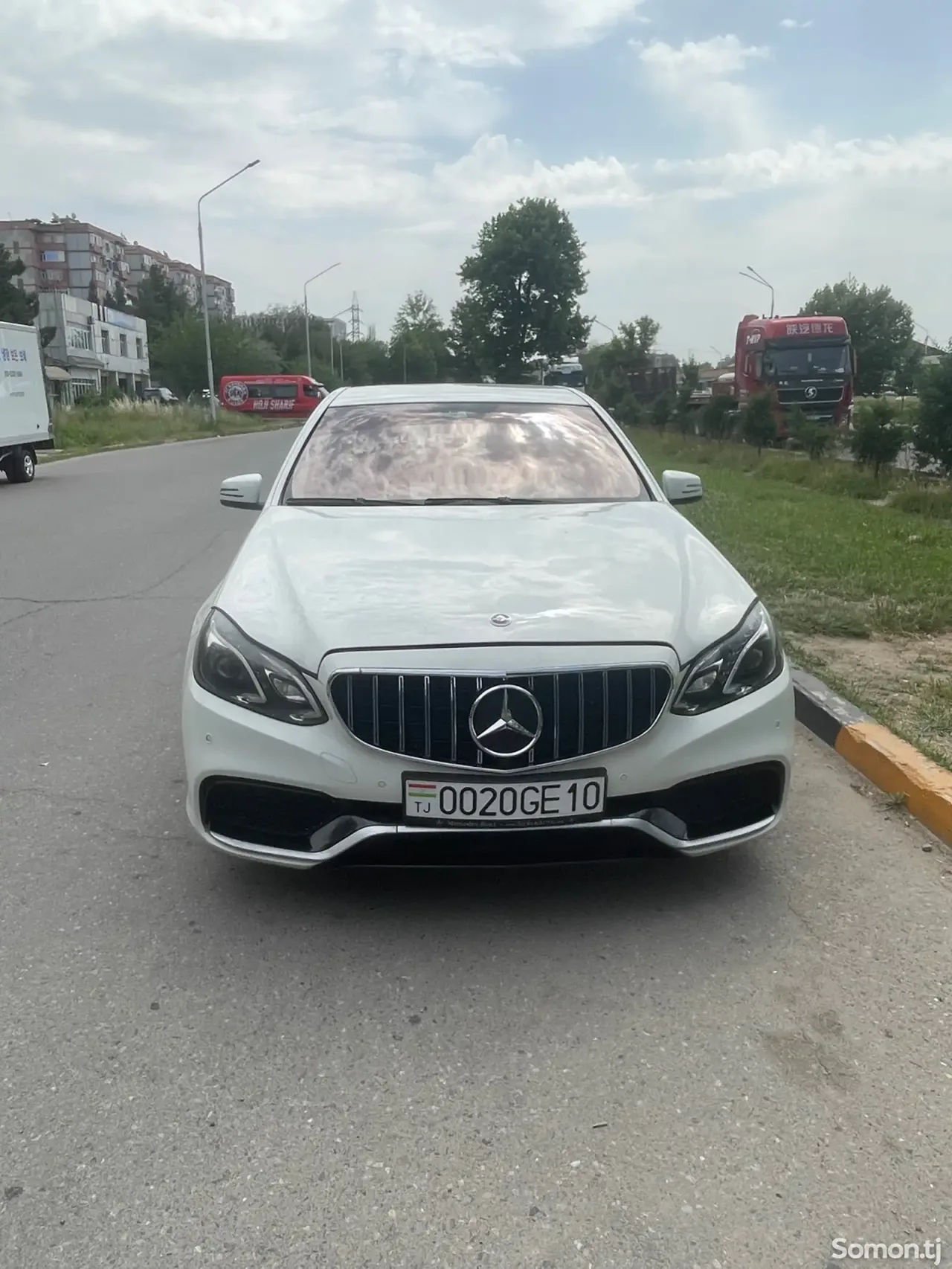 Mercedes-Benz E class 2010 · 3.5 AT