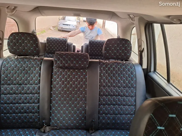 Opel Zafira 1999 · 1.8 MT