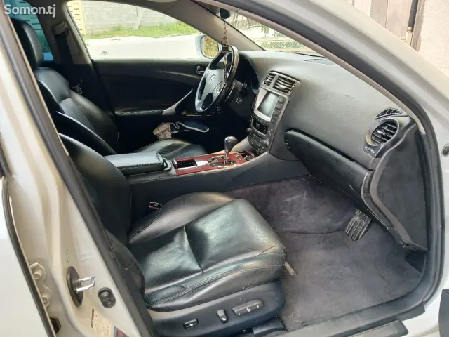 Lexus IS series 2007 · 2.5 AT