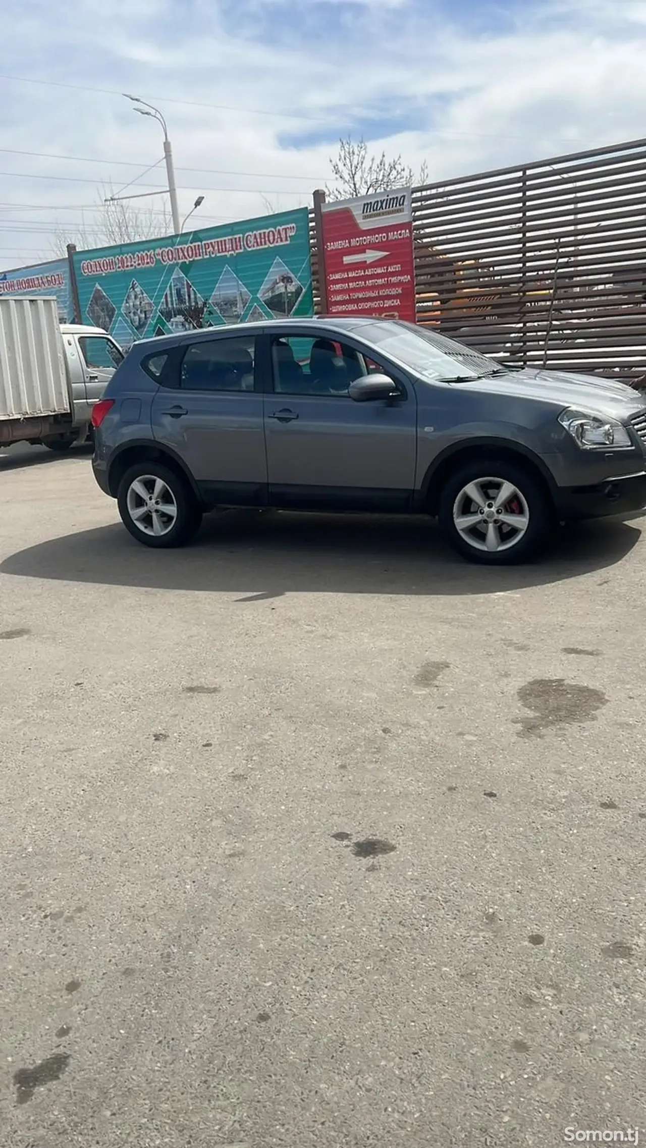 Nissan Qashqai 2007 · 2.0 MT