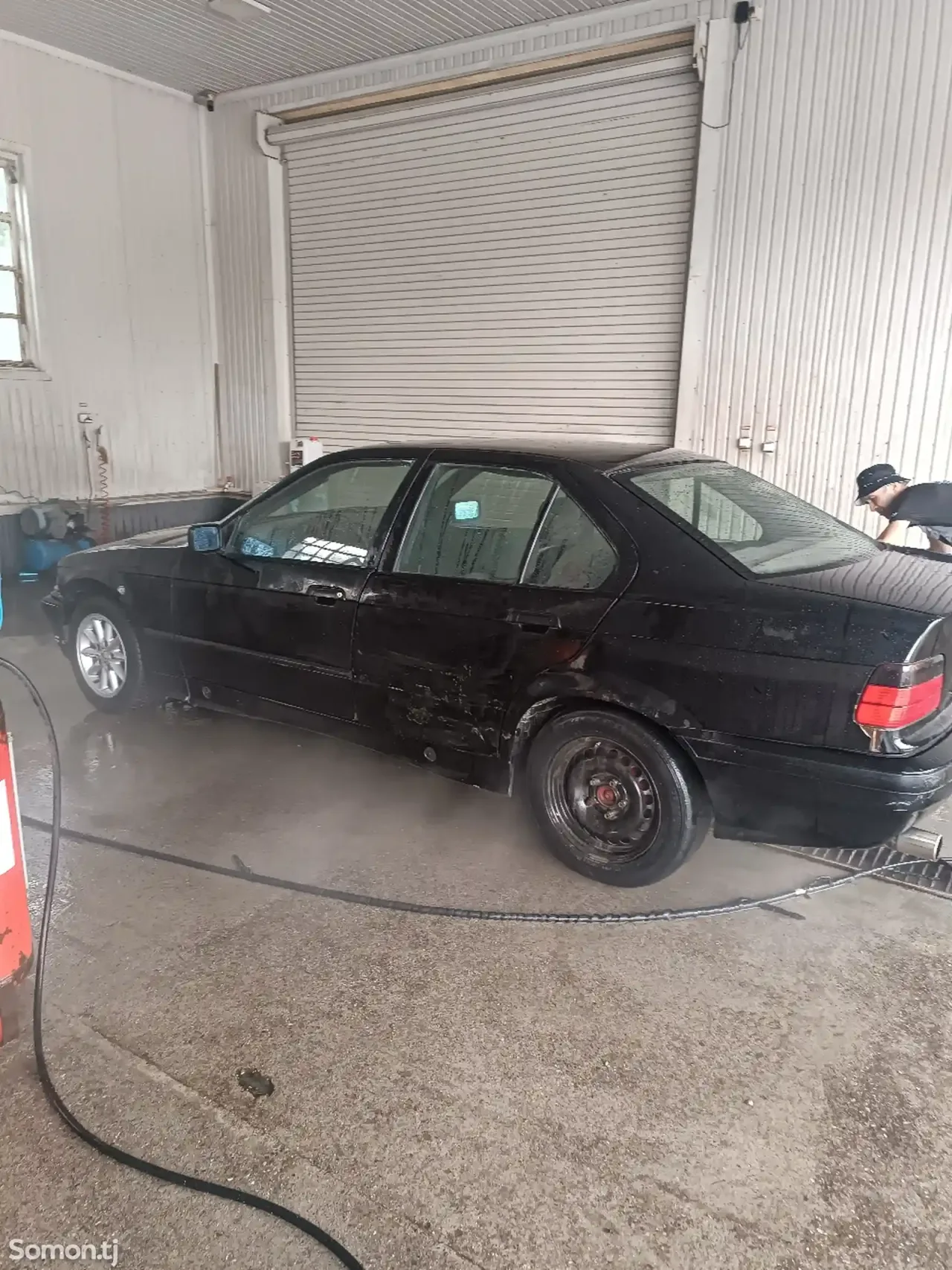 BMW 3 series 1995 · MT