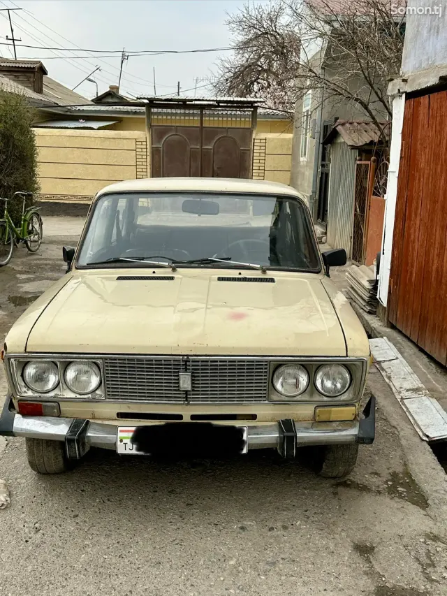 Lada (ВАЗ) 2106 1988 · 1.6 MT