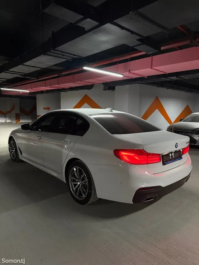 BMW 5 series 2018 · 2.0 AT
