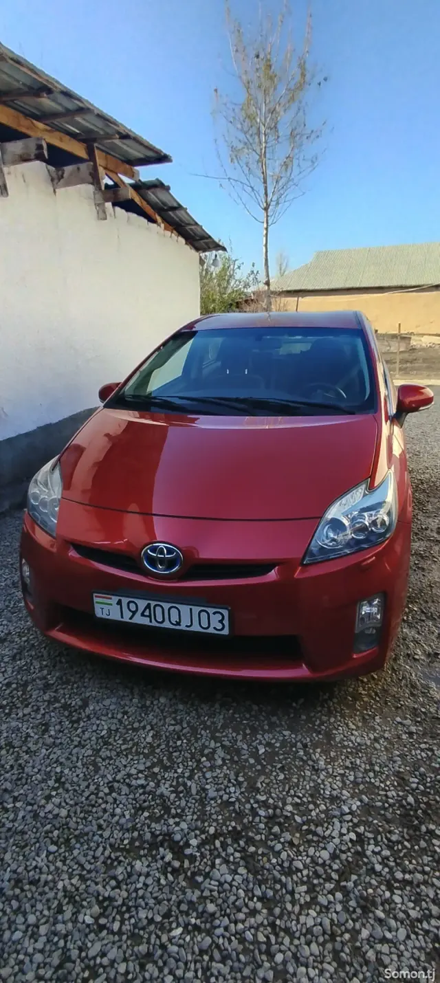 Toyota Prius 2010 · 1.8 AT