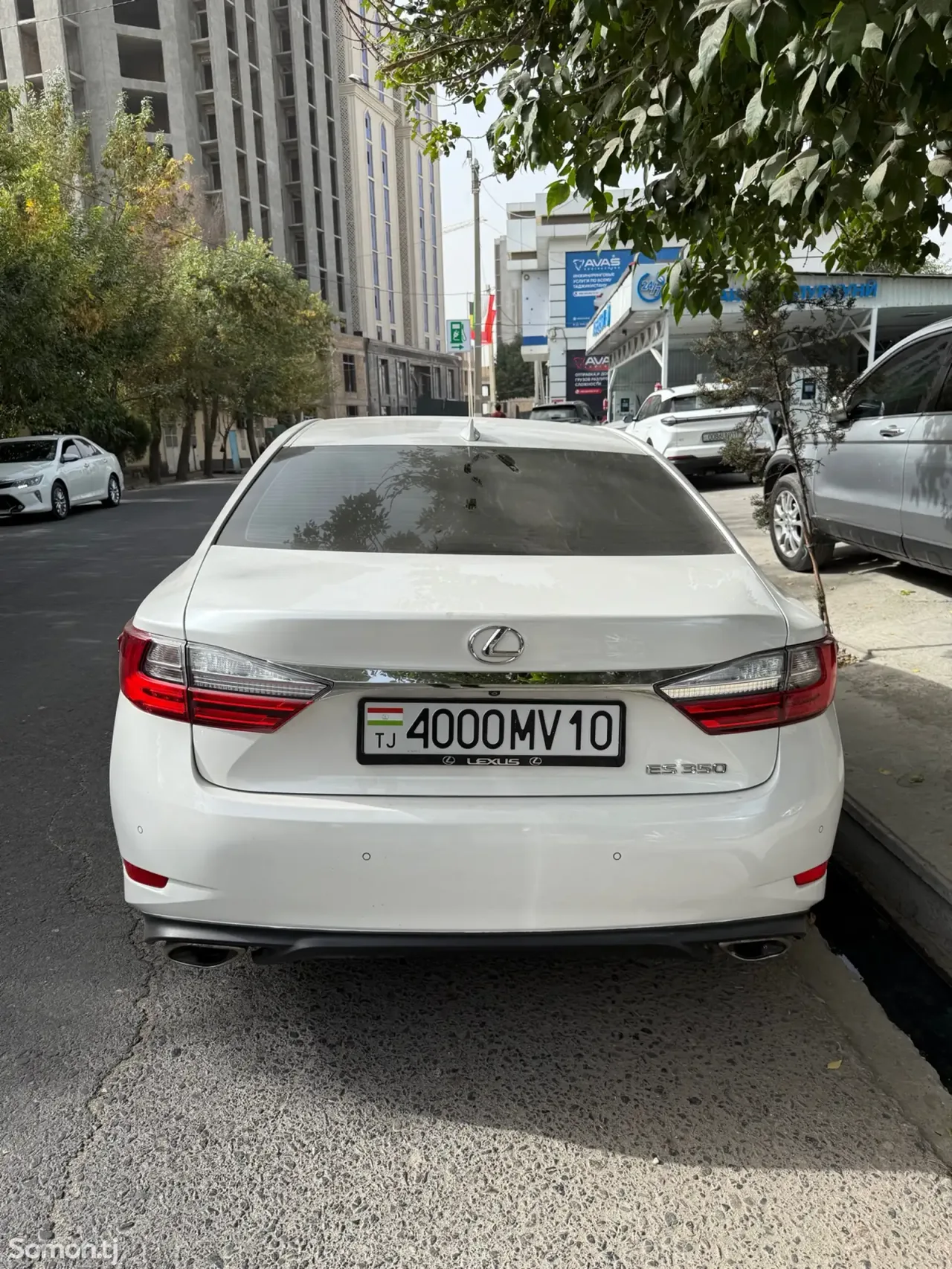 Lexus ES series 2016 · 3.5 AT