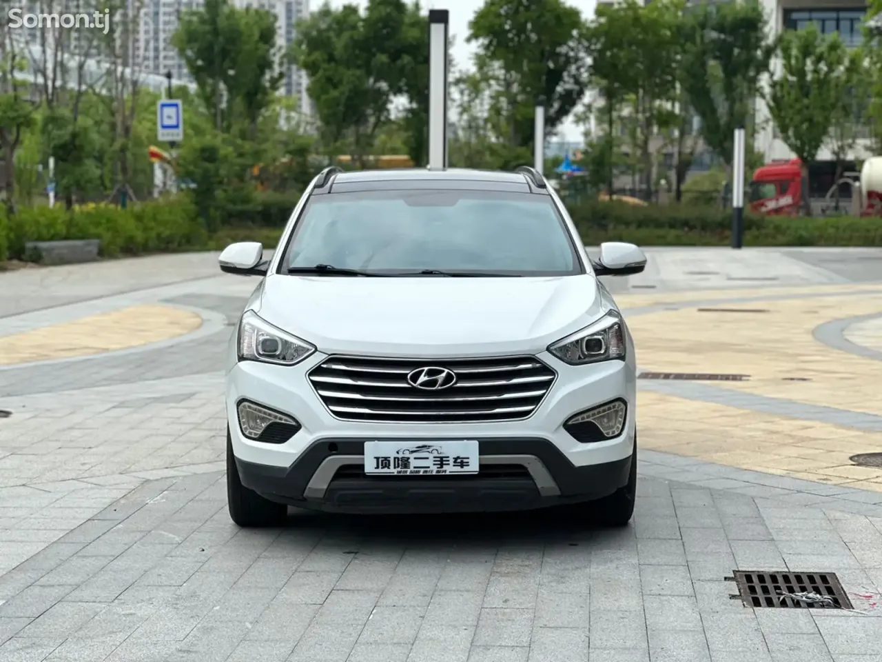 Hyundai Santa Fe 2014 · AT