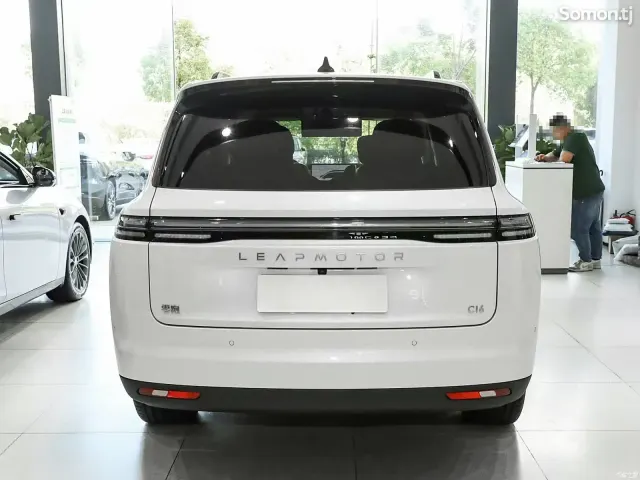 Leapmotor C16 2025 · AT