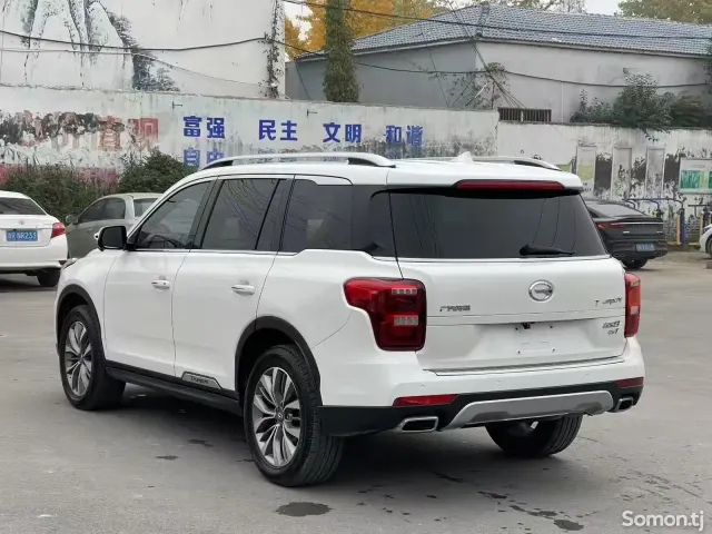 GAC Trumpchi GS8 2017 · 2.0 AT