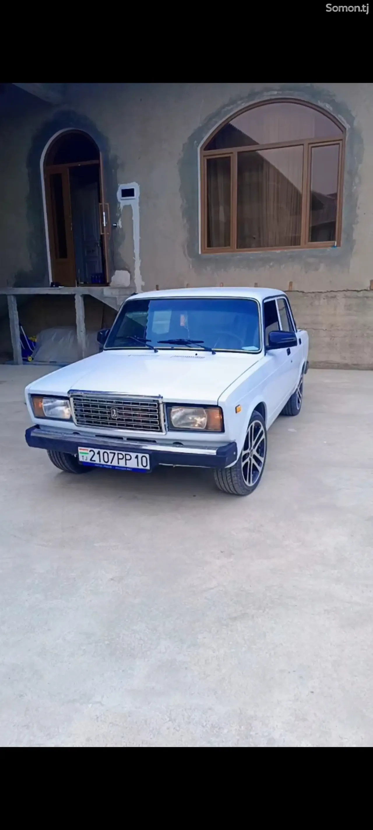 Lada (ВАЗ) 2107 2011 · 1.6 MT
