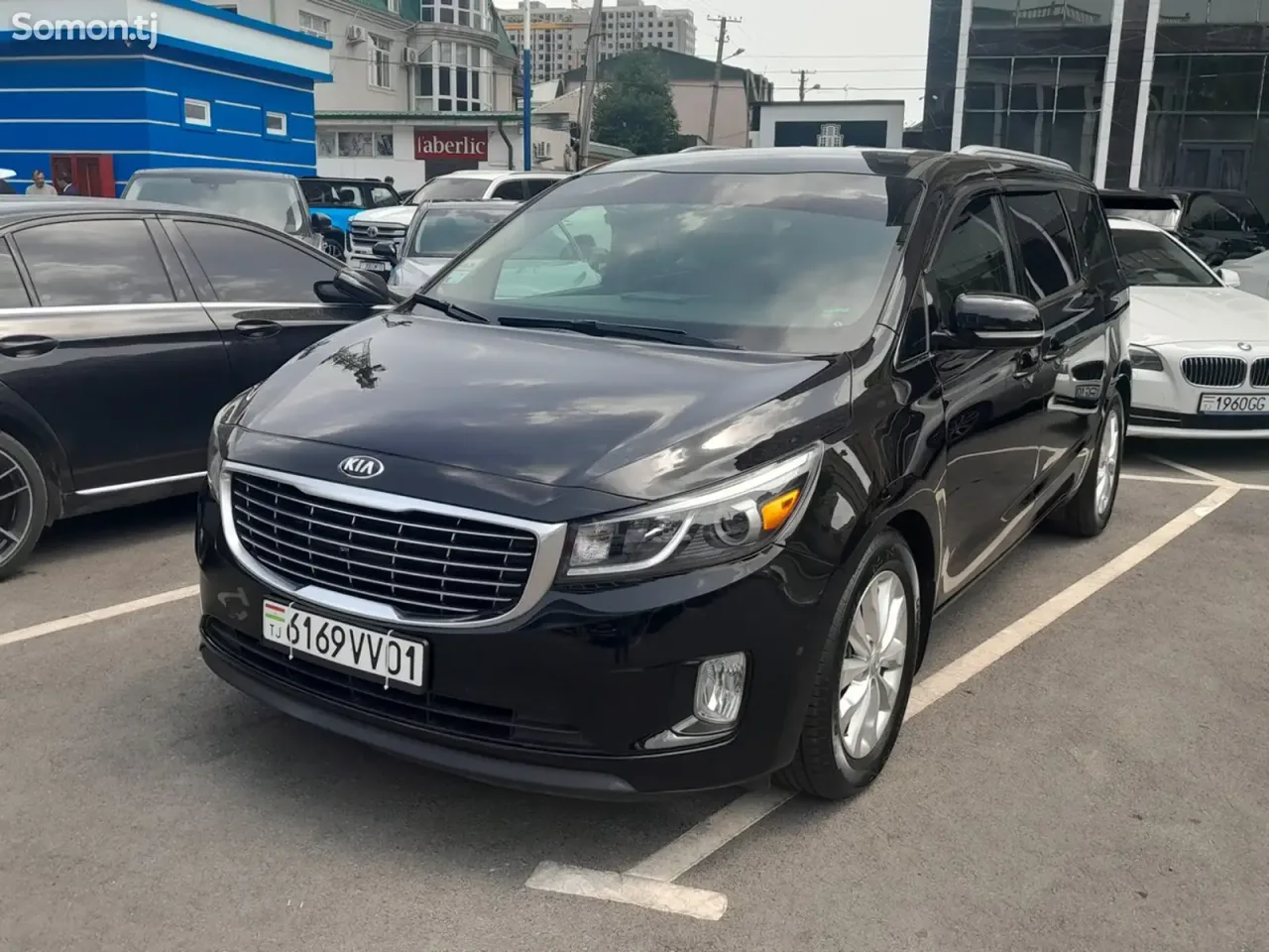 Kia Sedona 2015 · 3.3 AT