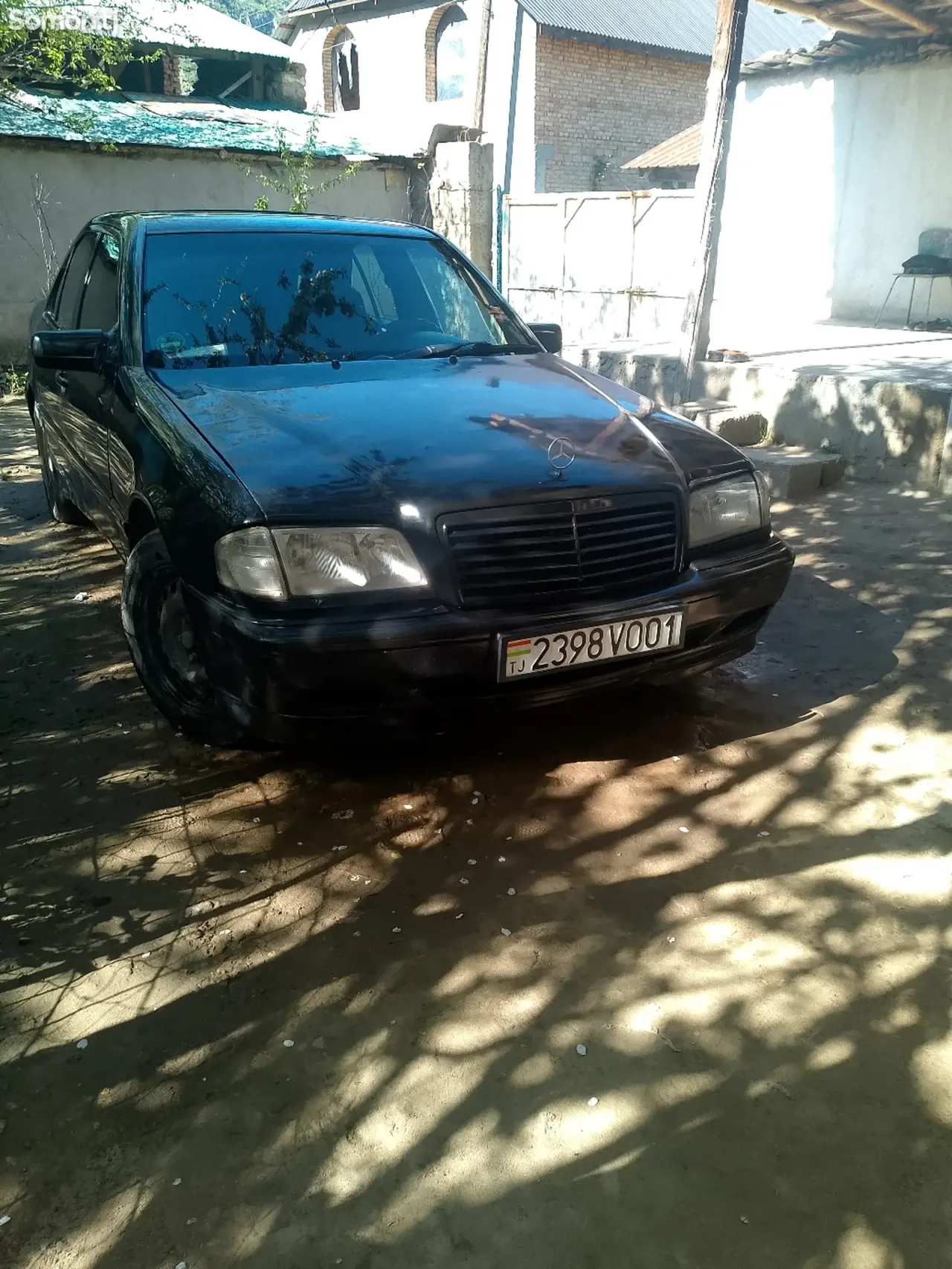 Mercedes-Benz C class 1995 · 2.0 MT