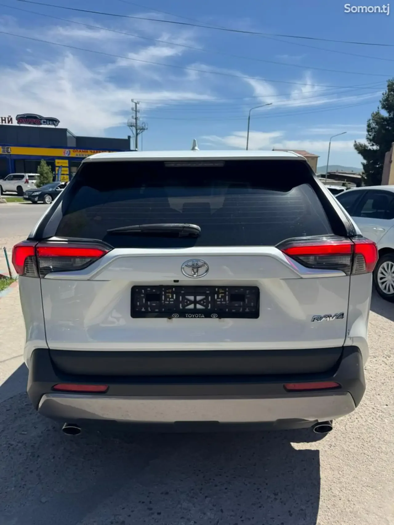 Toyota RAV 4 2021 · 2.0 AT