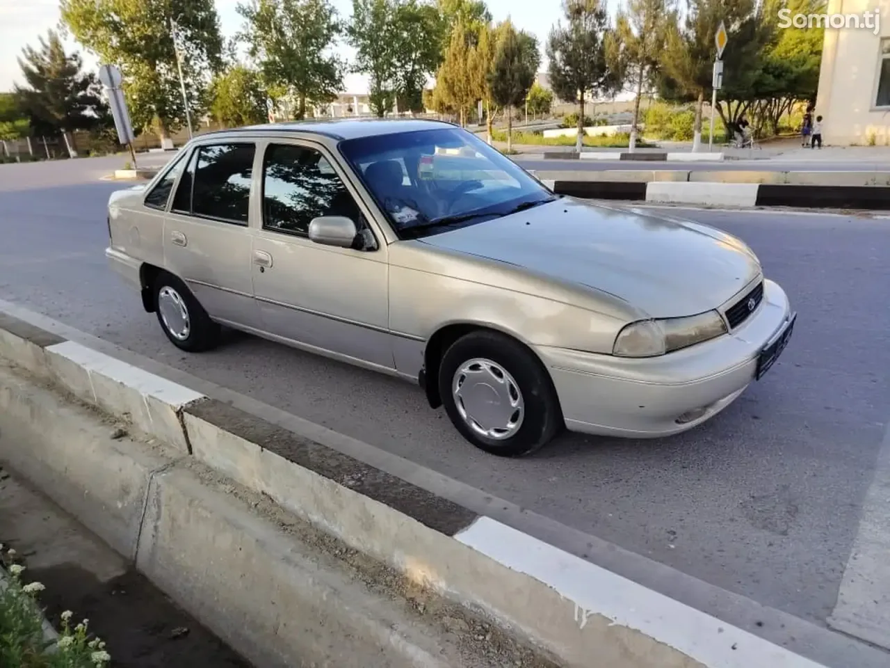Daewoo Nexia 1996 · 1.5 MT