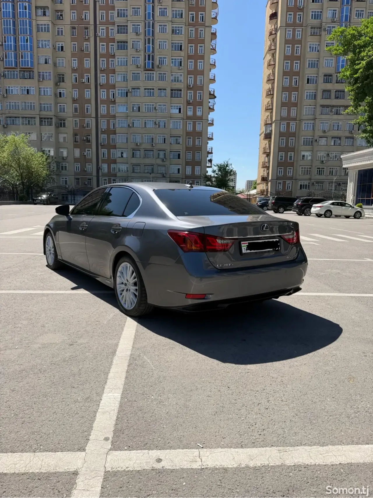 Lexus GS series 2013 · 4.5 AT