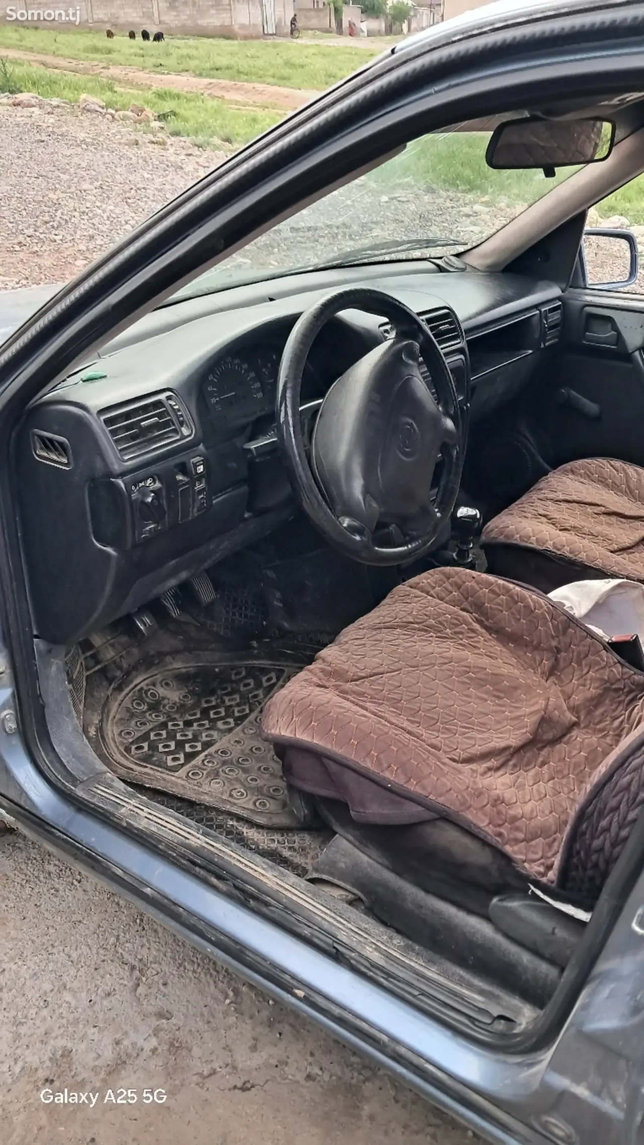 Opel Vectra A 1990 · MT
