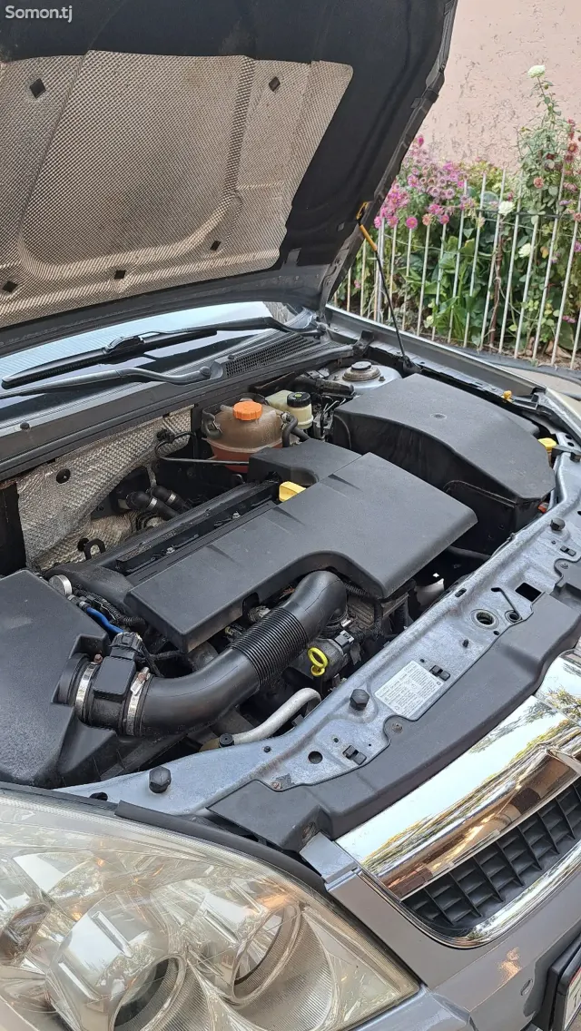 Opel Vectra C 2008 · 2.2 MT