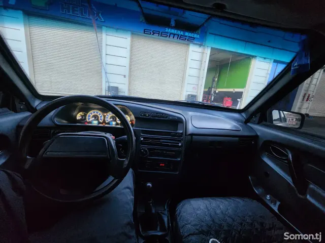 Lada (ВАЗ) 2115 2004 · 1.7 MT