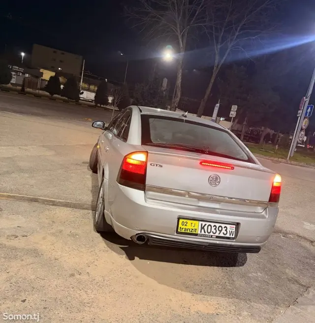 Opel Vectra C 2004 · 2.2 MT