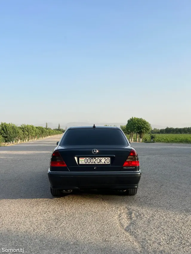 Mercedes-Benz C class 1998 · 2.4 AT