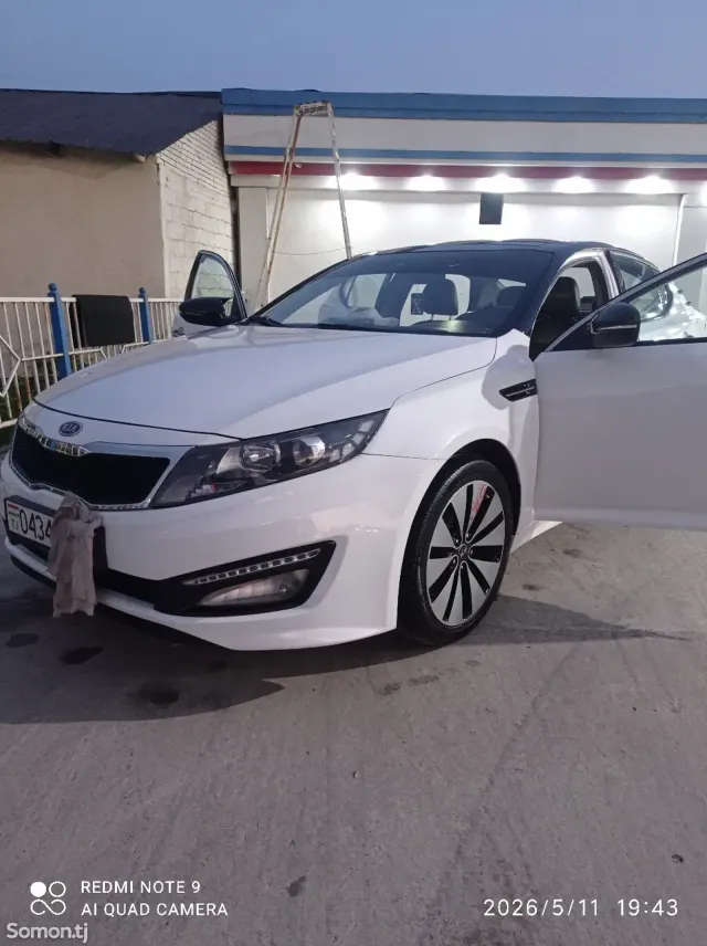 Kia K5 2013 · 2.0 AT
