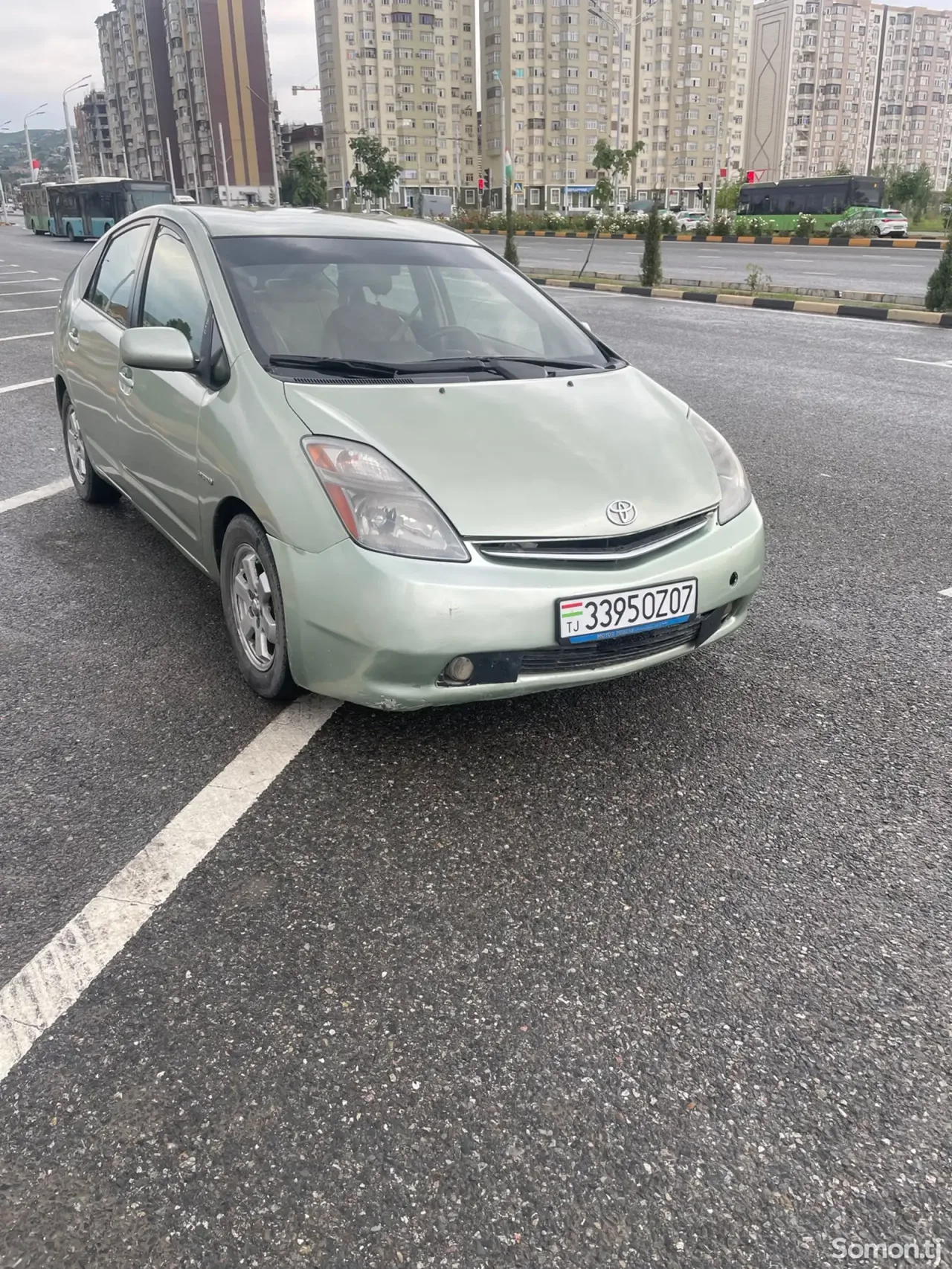Toyota Prius 2006 · 1.6 AT