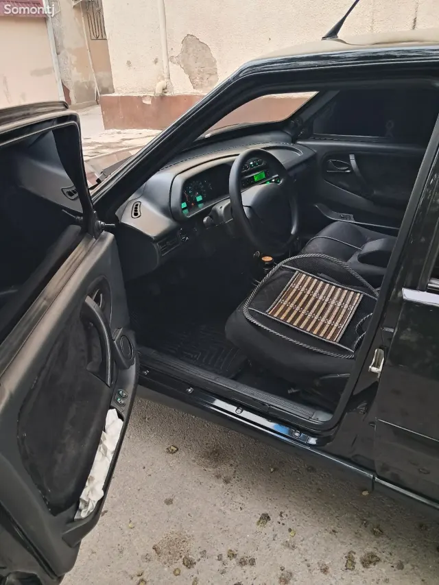Lada (ВАЗ) 2114 2008 · 1.7 MT