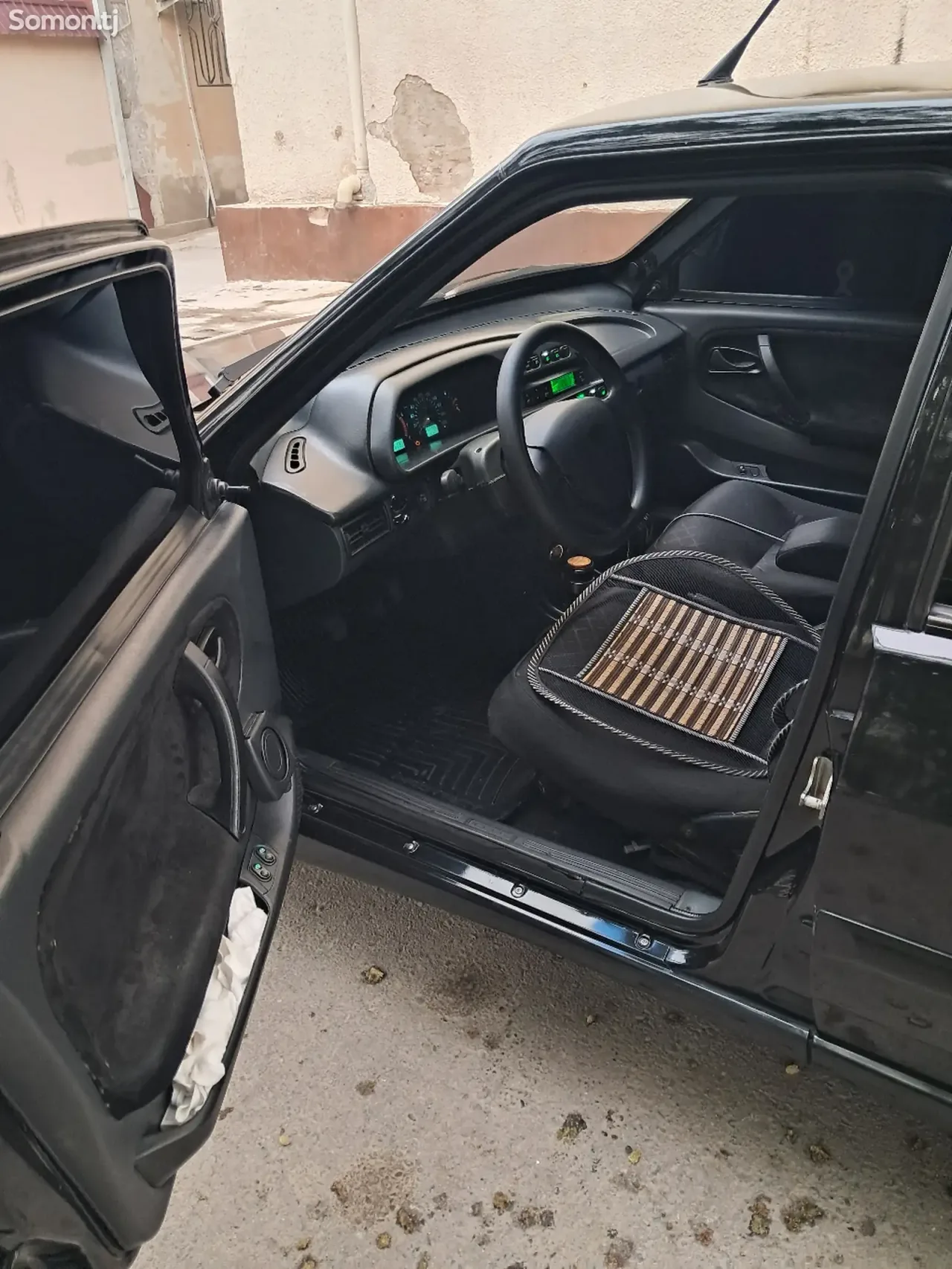 Lada (ВАЗ) 2114 2008 · 1.7 MT