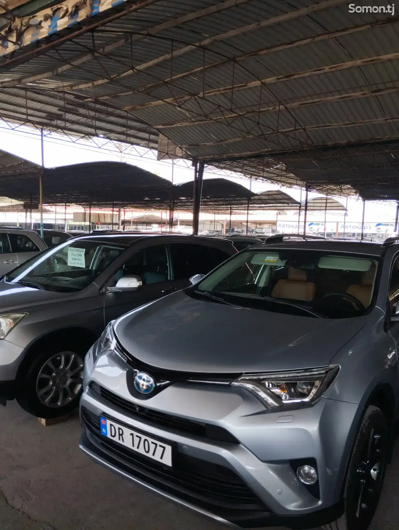Toyota RAV 4 2017 · 2.5 AT