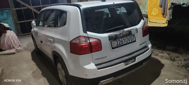 Chevrolet Orlando 2015 · 2.0 AT