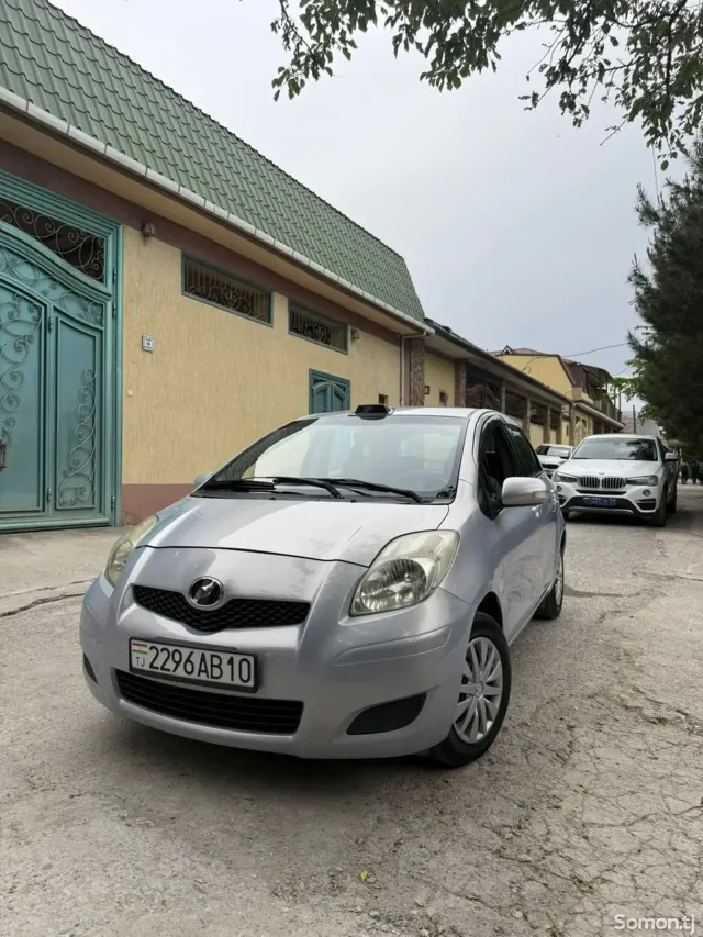 Toyota Vitz 2008 · 1.1 AT