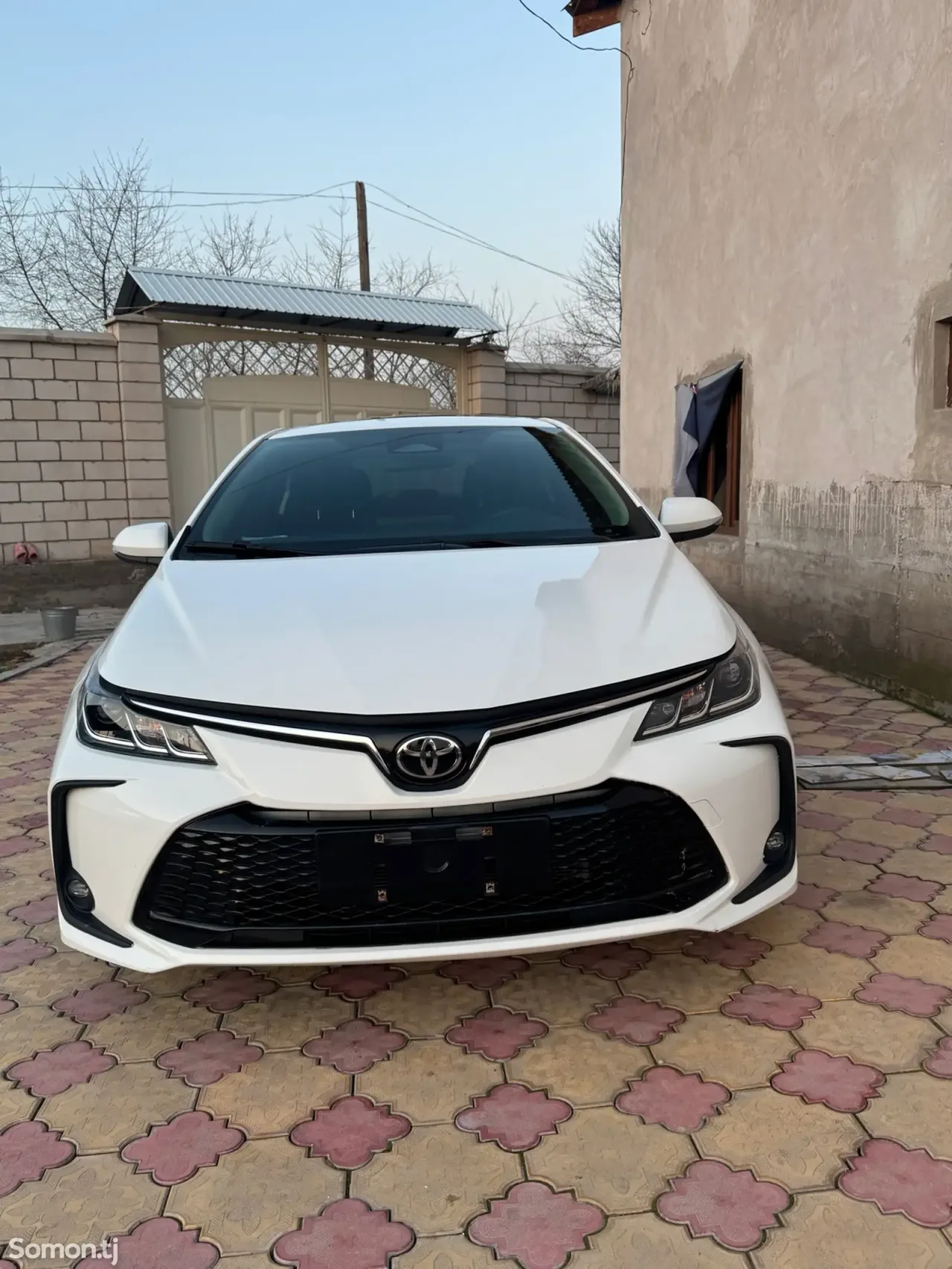 Toyota Corolla 2024 · 1.8 AT