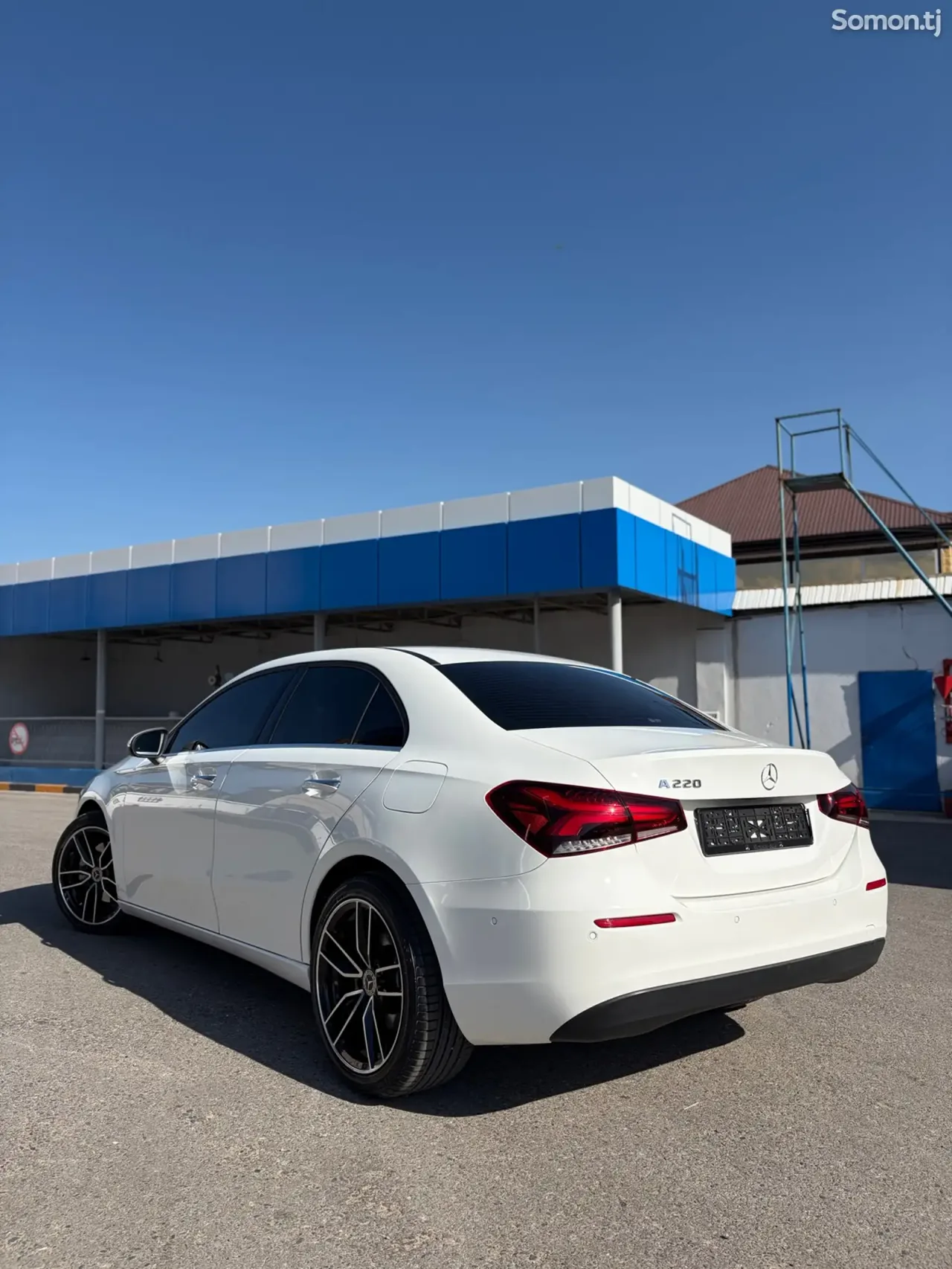 Mercedes-Benz A class 2020 · 2.0 AT