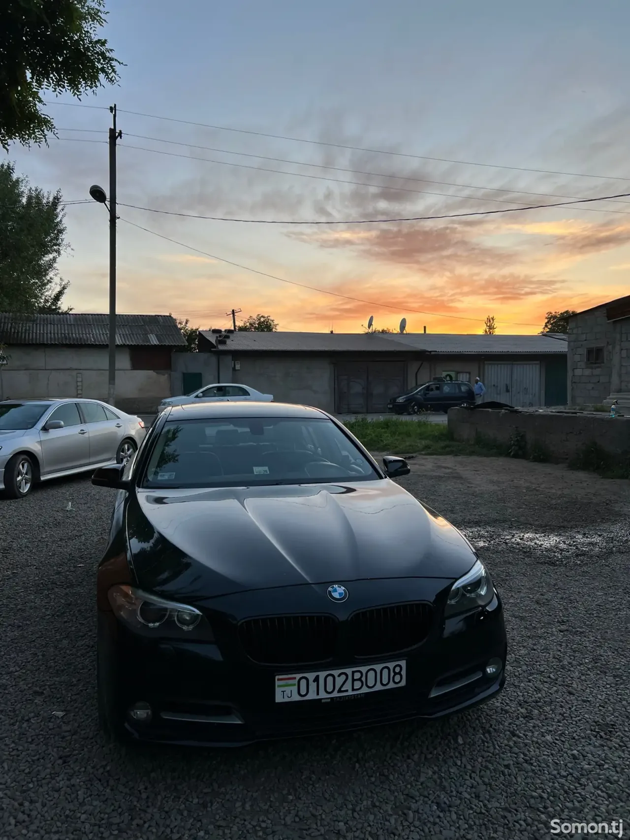 BMW 5 series 2016 · 2.0 AT