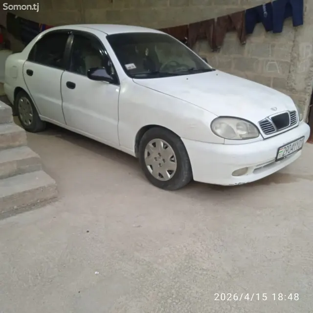 Daewoo Lanos 1997 · 1.6 MT