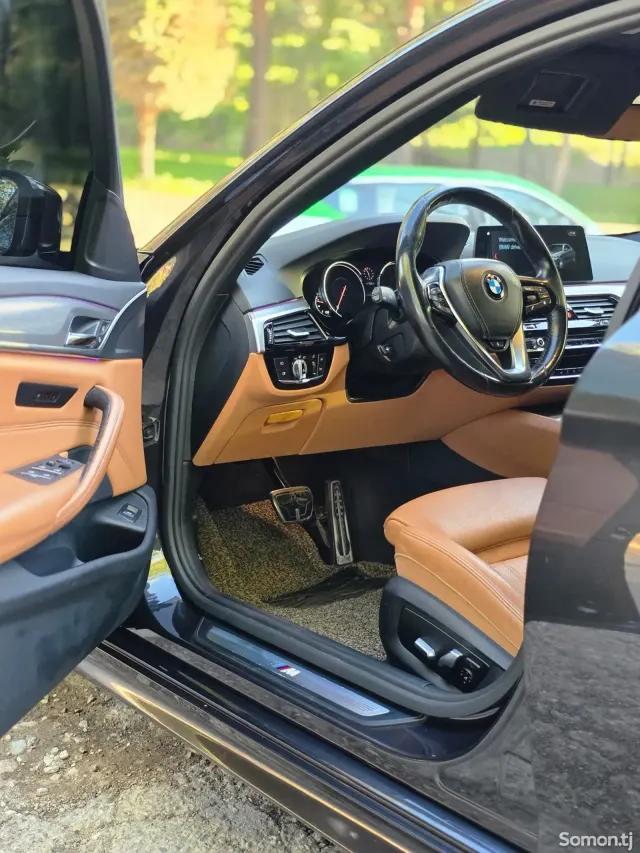 BMW 5 series 2017 · 2.0 AT